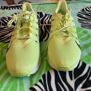 Woman’s Nike shoes size 11 new! Make me an offer